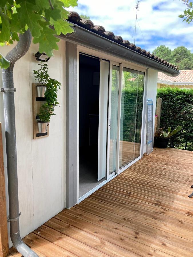 Charmant Chalet Avec Une Grande Terrasse Au Pyla La Teste-de-Buch Kültér fotó